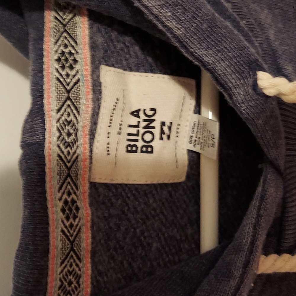 Billabong hoodie - Picture 3 of 4